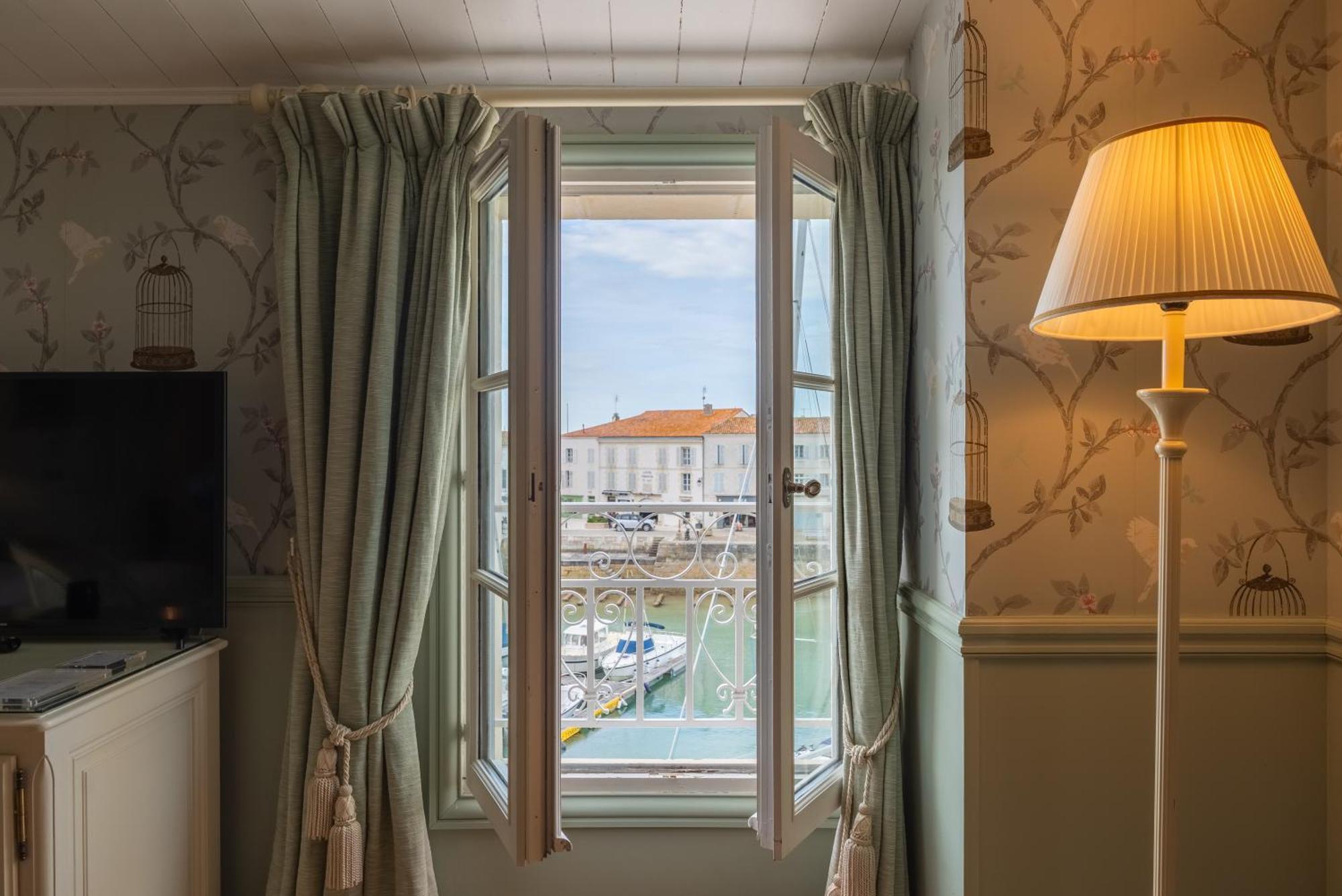 Hotel De Toiras Saint-Martin-de-Ré Esterno foto