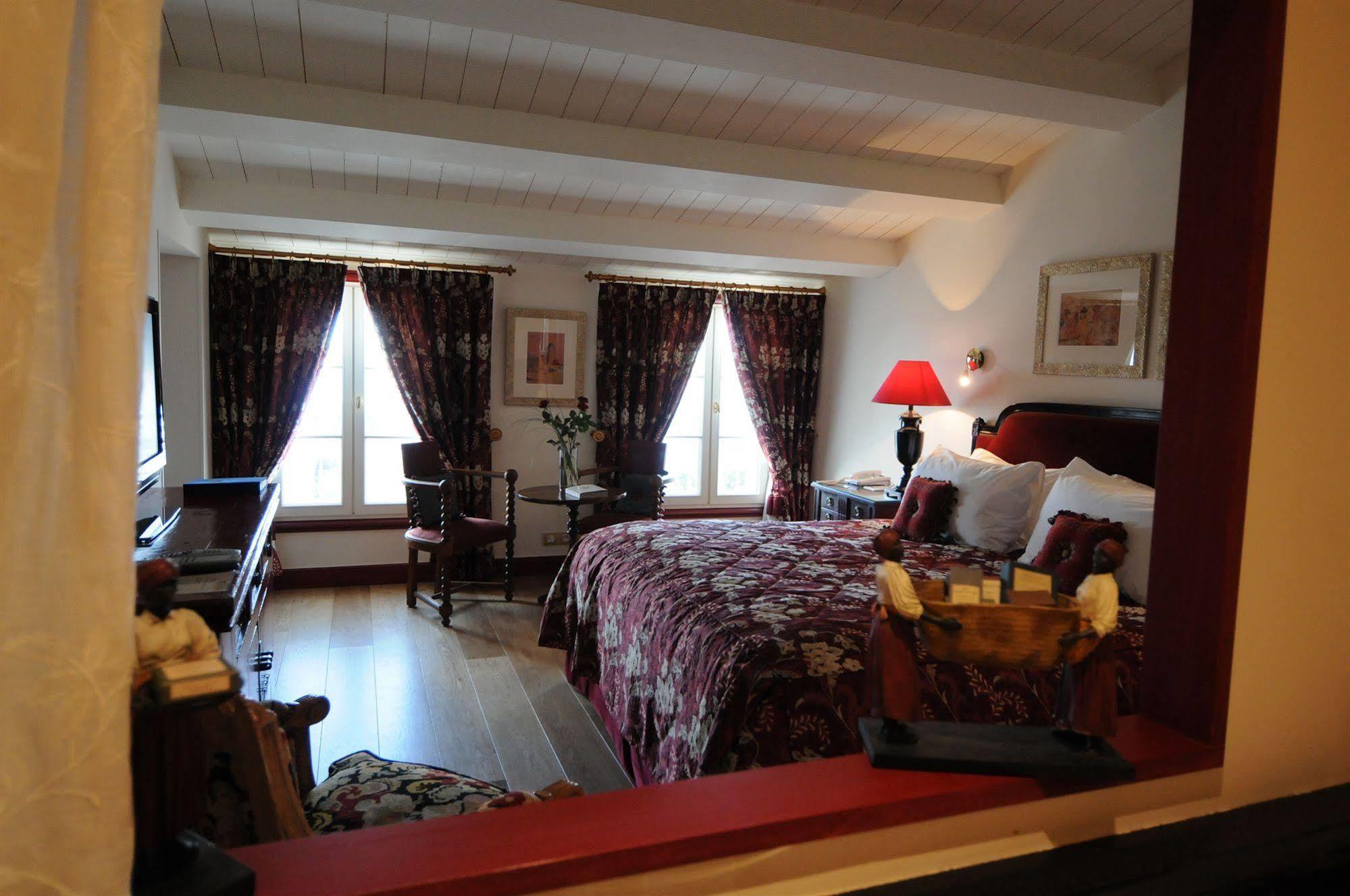 Hotel De Toiras Saint-Martin-de-Ré Esterno foto