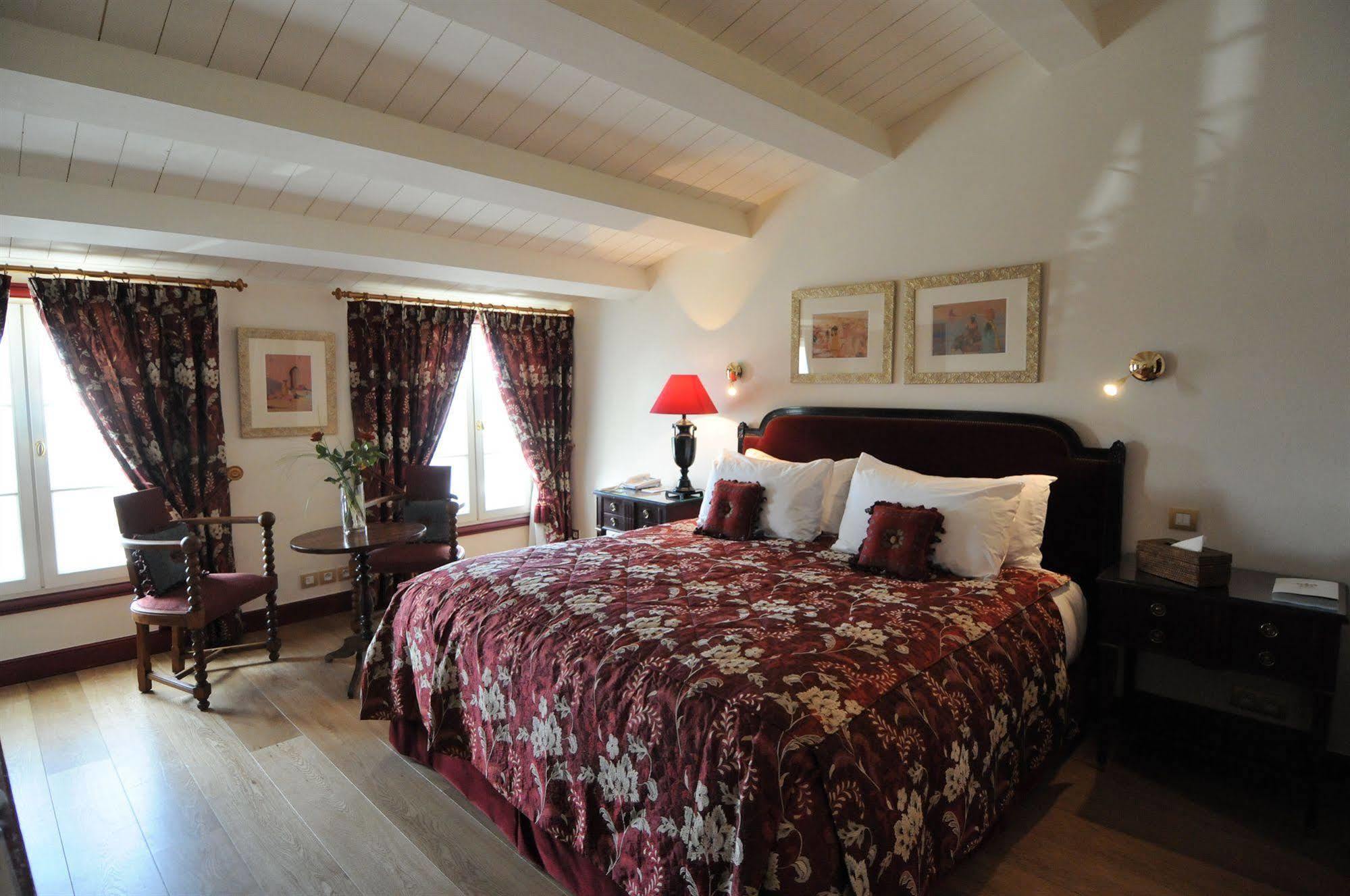 Hotel De Toiras Saint-Martin-de-Ré Esterno foto